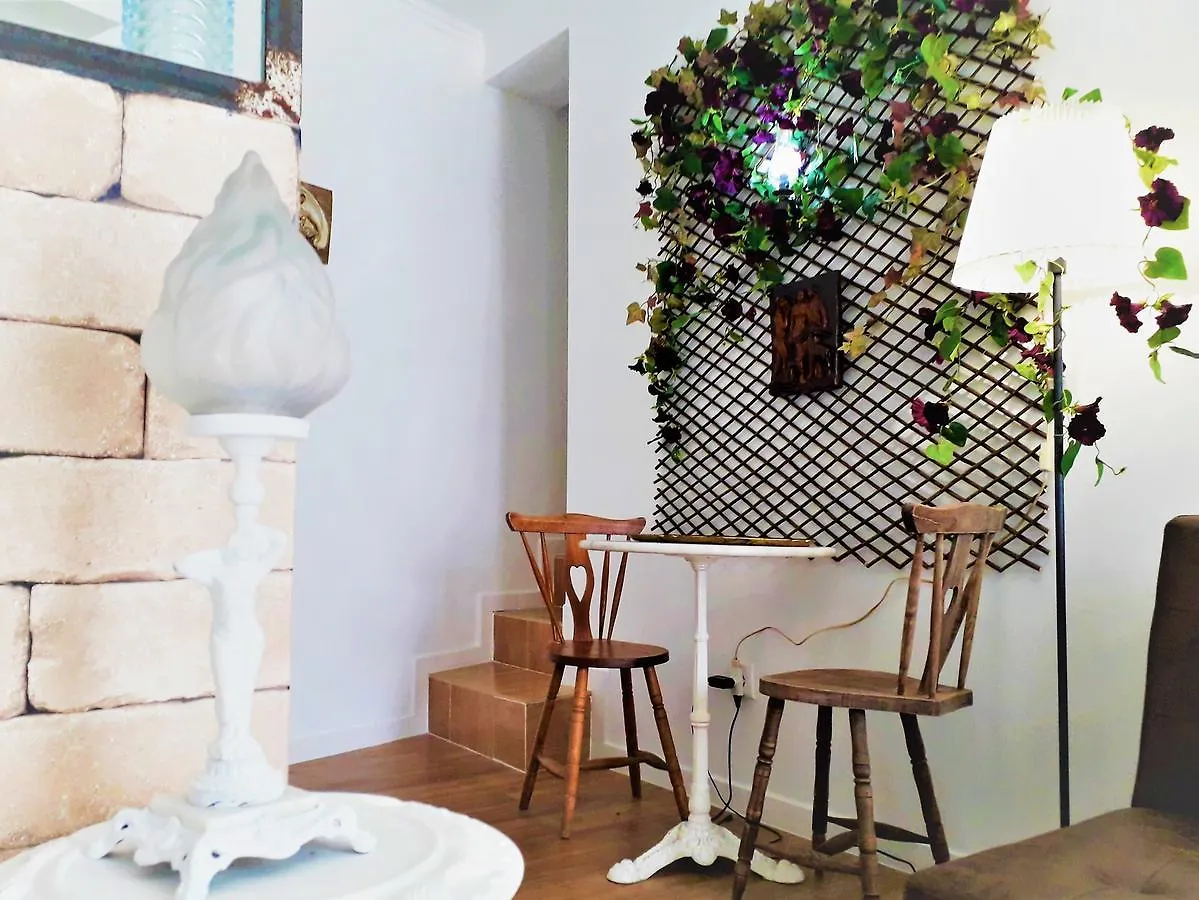 The Alfama - Cozy Alfama Studio In The Heart Of Lisbon Apartment