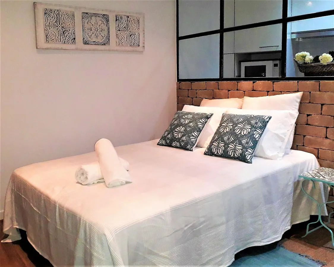 The Alfama - Cozy Alfama Studio In The Heart Of Lisbon Apartment