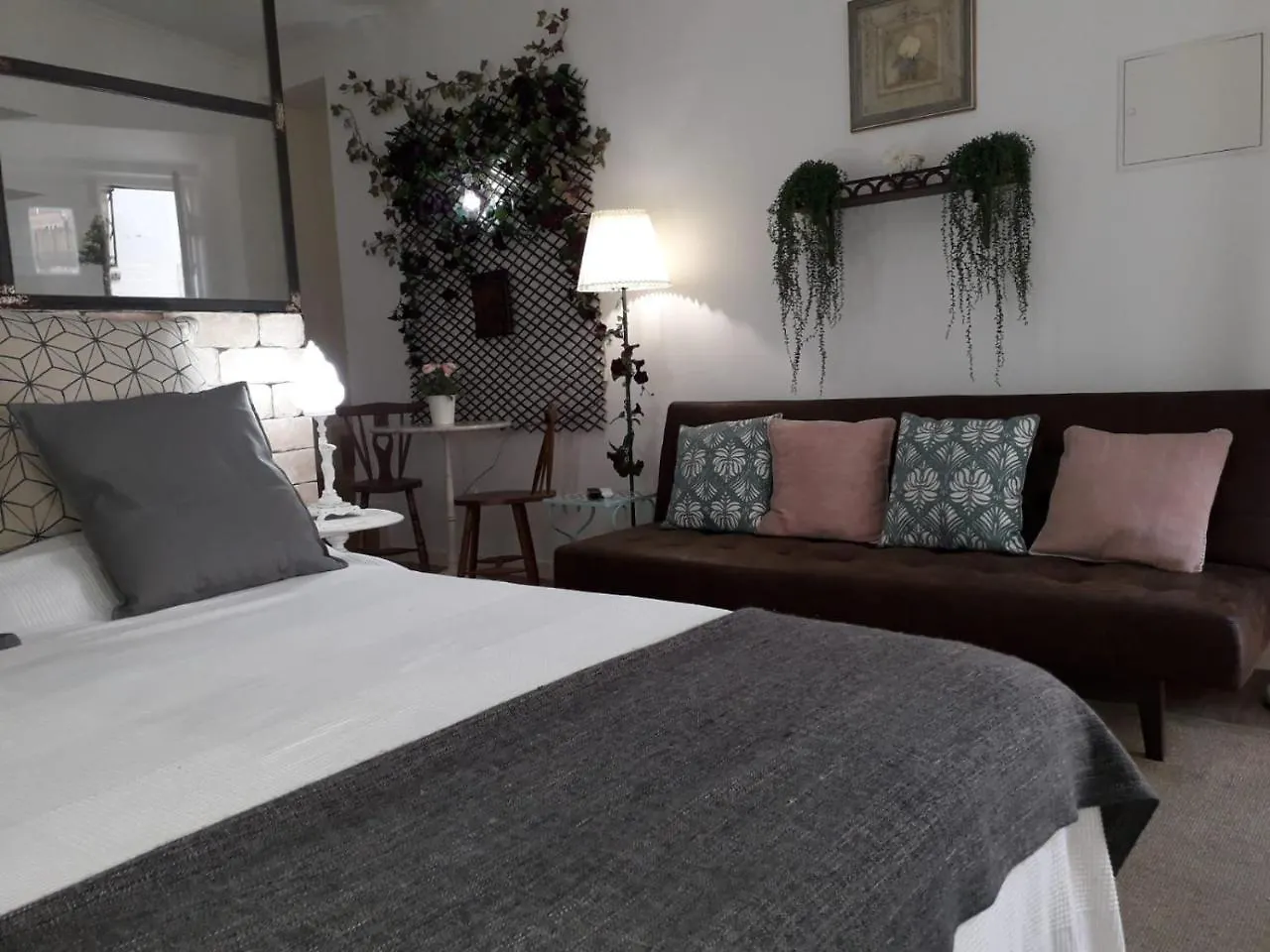 The Alfama - Cozy Alfama Studio In The Heart Of Lisbon Apartment